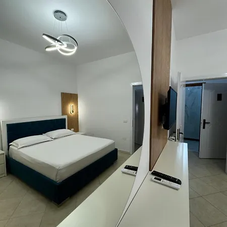 Kaloshi 4* Tirana